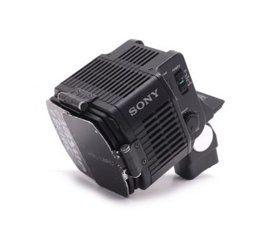 Для широкоугольной съемки накамерный свет Sony HVL-LBPC