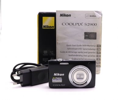 Компактная камера Nikon Coolpix S2900 в упаковке