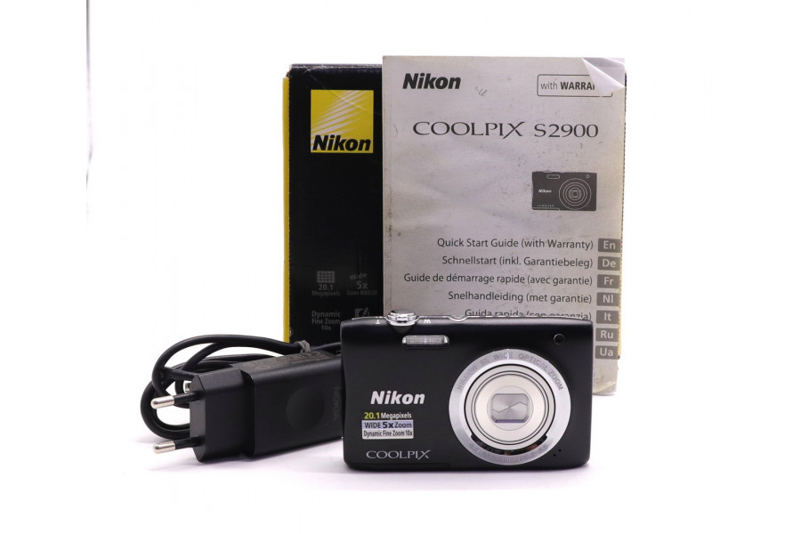 Компактная камера Nikon Coolpix S2900 в упаковке