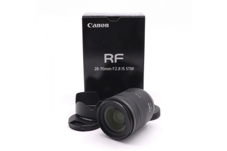 Canon RF 28-70mm f/2.8 IS STM в упаковке