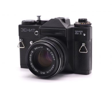 Фотокамера зеркальная Зенит ЕТ черная kit