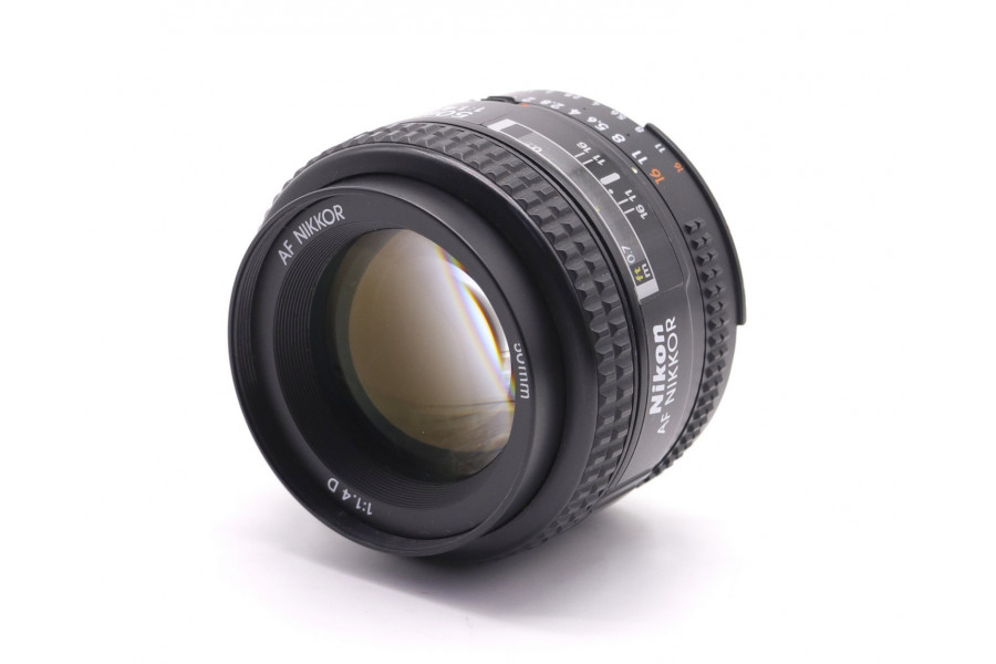 Стандартный объектив Nikon 50mm f/1,4D AF Nikkor