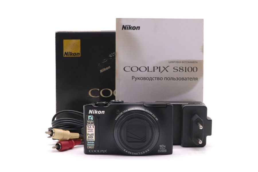 Фотокамера Nikon Coolpix S8100 в упаковке