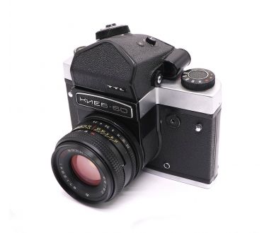 Фотоаппарат зеркальный Киев 60 kit (СССР, 1990)