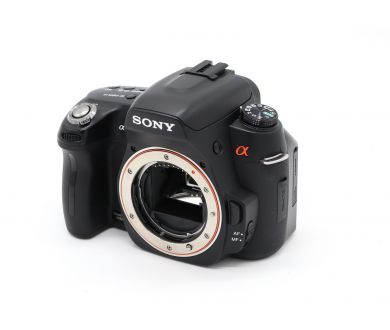 Камера Sony A500 body (пробег 6230 кадров)