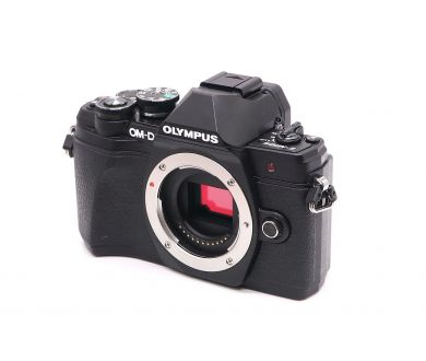 Olympus OM-D E-M10 Mark III body black (пробег 3080 кадров)