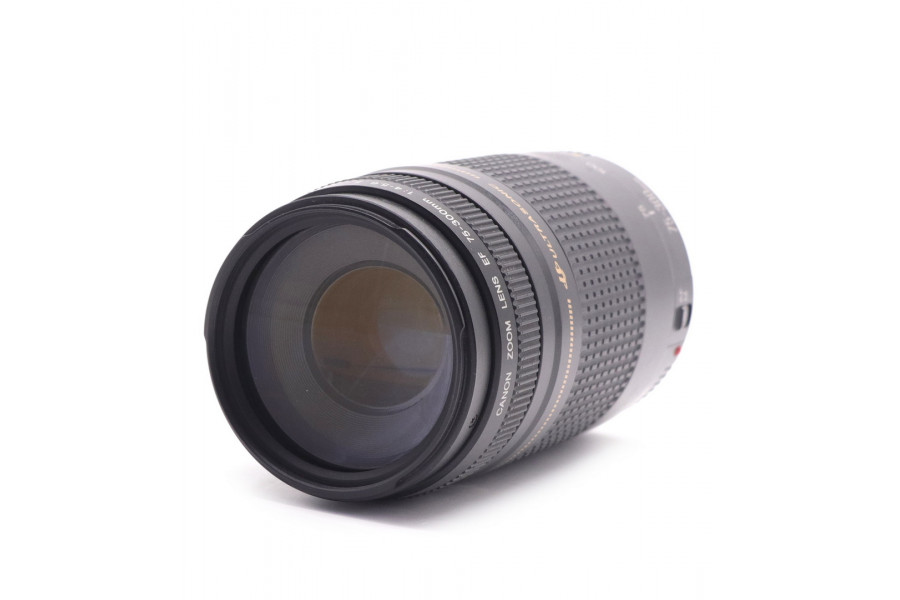 Зум-телеобъектив Canon EF 75-300mm 4-5.6 II USM