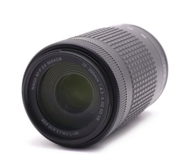 Объектив Nikon 70-300mm f/4.5-6.3G ED AF-P DX VR