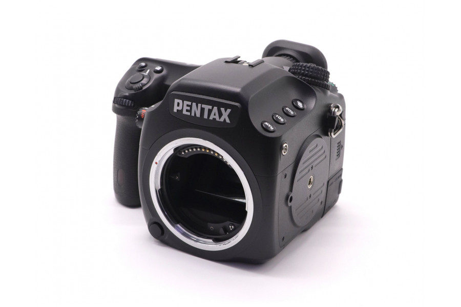 Фотокамера Pentax 645D body (пробег 1510 кадров)