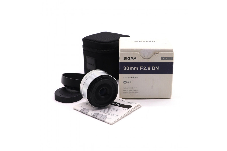 Sigma AF 30mm f/2.8 DN Art Micro 4/3 grey в упаковке