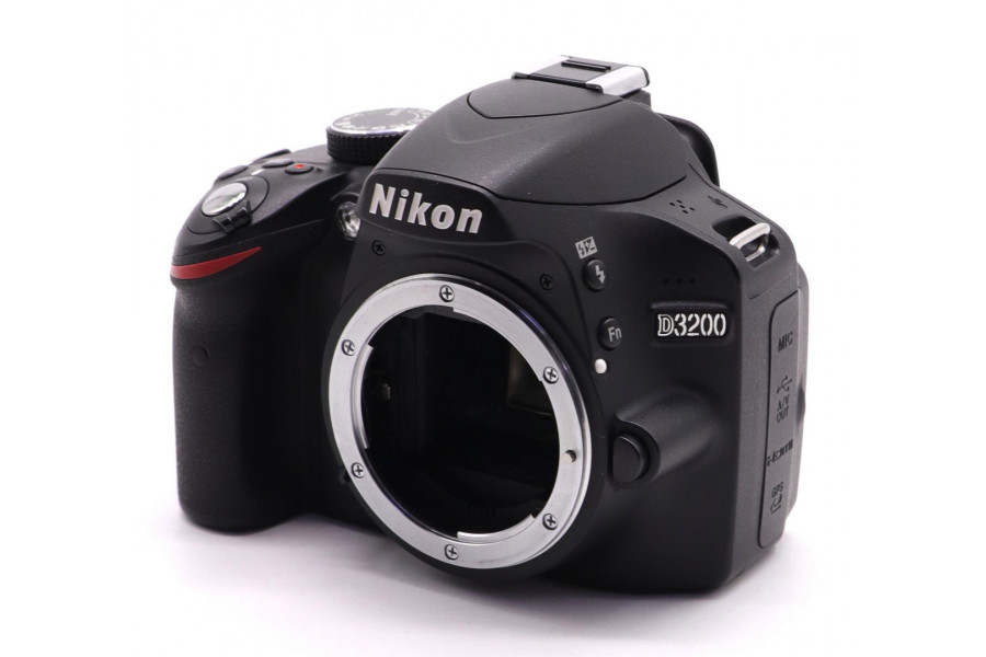 Фотоаппарат Nikon D3200 body неисправный