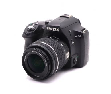 Камера Pentax K-50 kit (пробег 11000 кадров)