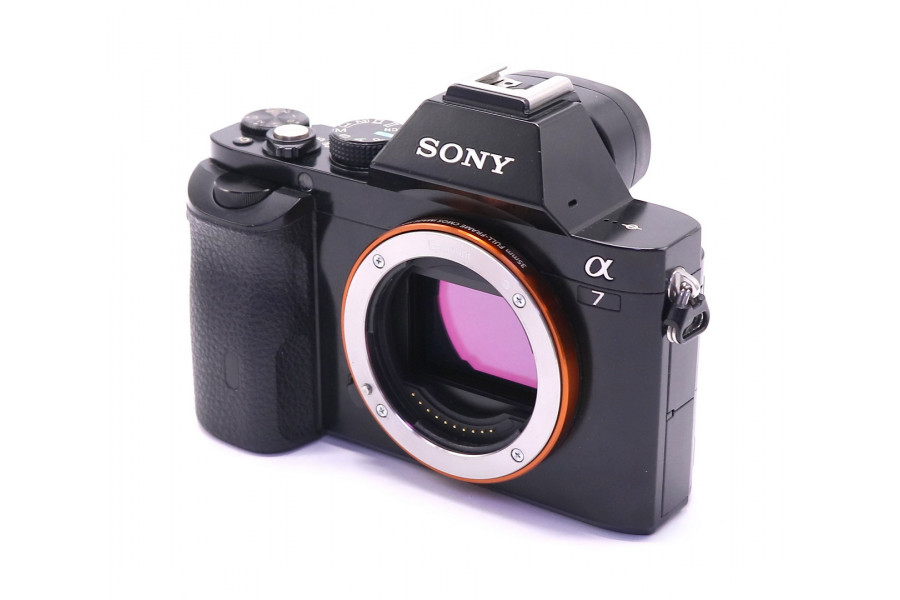 Камера Sony A7 ILCE-7 body (пробег 10285 кадров)