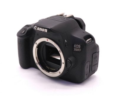 Canon EOS 700D body (пробег 5385 кадров)