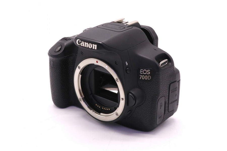 Canon EOS 700D body (пробег 5385 кадров)