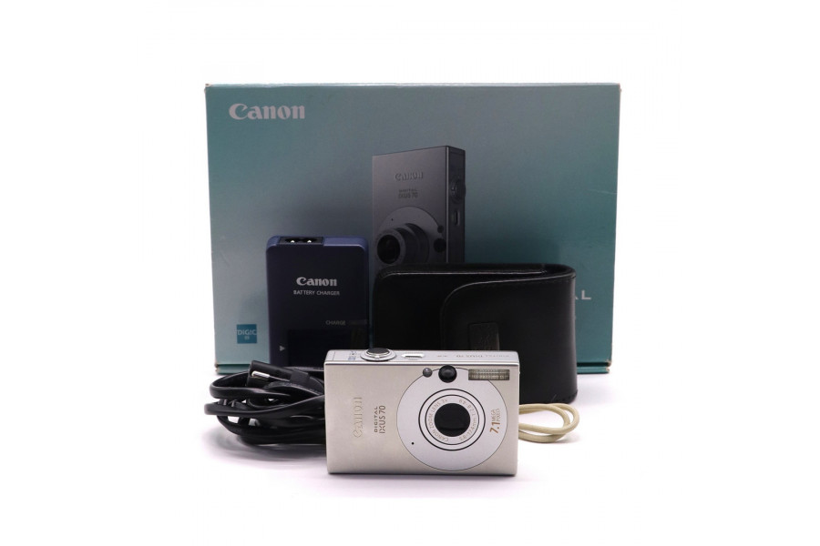 Цифровая фотокамера Canon IXUS 70 в упаковке