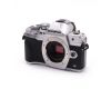 Olympus OM-D E-M10 Mark IV body silver в упаковке (пробег 1990 кадров)