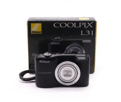 Цифровой фотоаппарат Nikon Coolpix L31 в упаковке