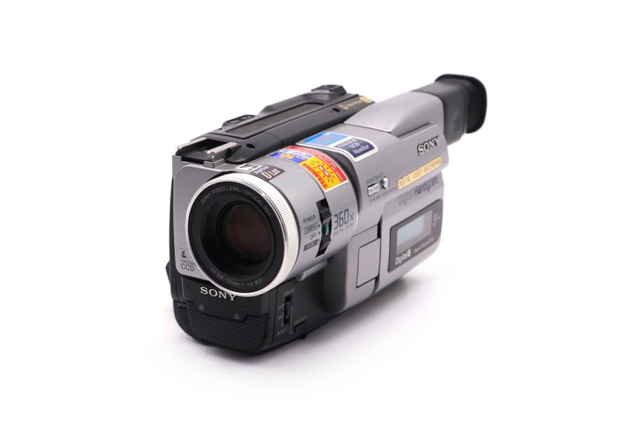 Видеокамера Sony DCR-TRV110E Digital Handycam