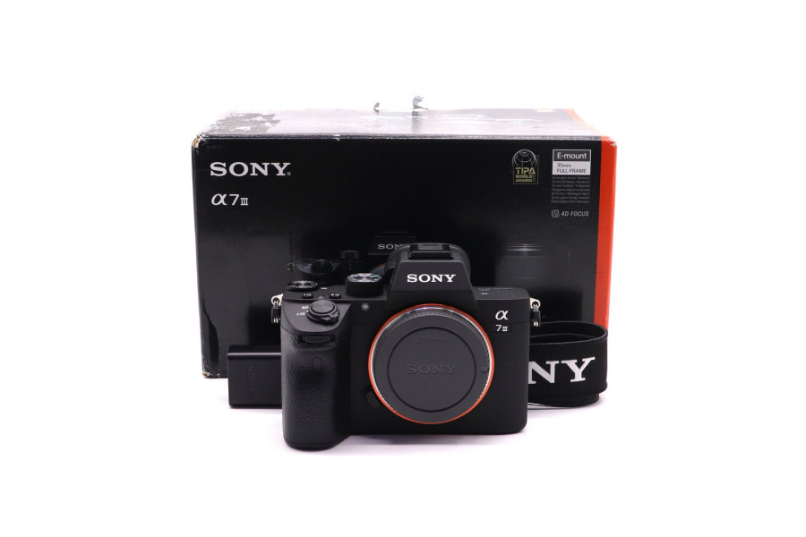 Камера Sony A7III ILCE-7M3 body в упаковке (пробег 175 кадров)
