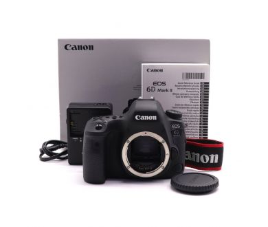Canon EOS 6D Mark II body в упаковке (пробег 131000 кадров)