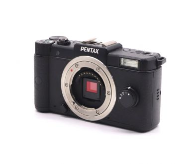Ультракомпактная цифровая камера Pentax Q body