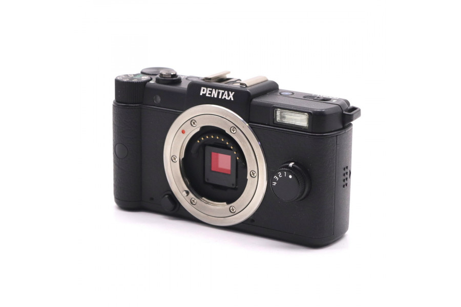 Ультракомпактная цифровая камера Pentax Q body