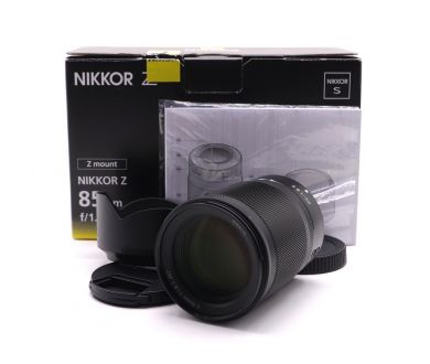 Объектив новый Nikon 85mm f/1.8S Nikkor Z в упаковке