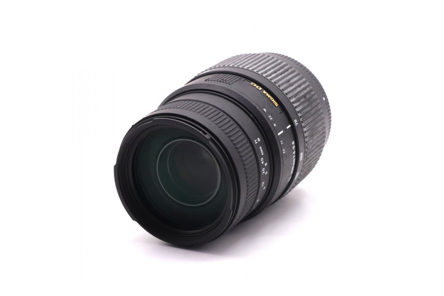 Объектив Sigma AF 70-300mm f/4-5.6 DG Macro для Nikon