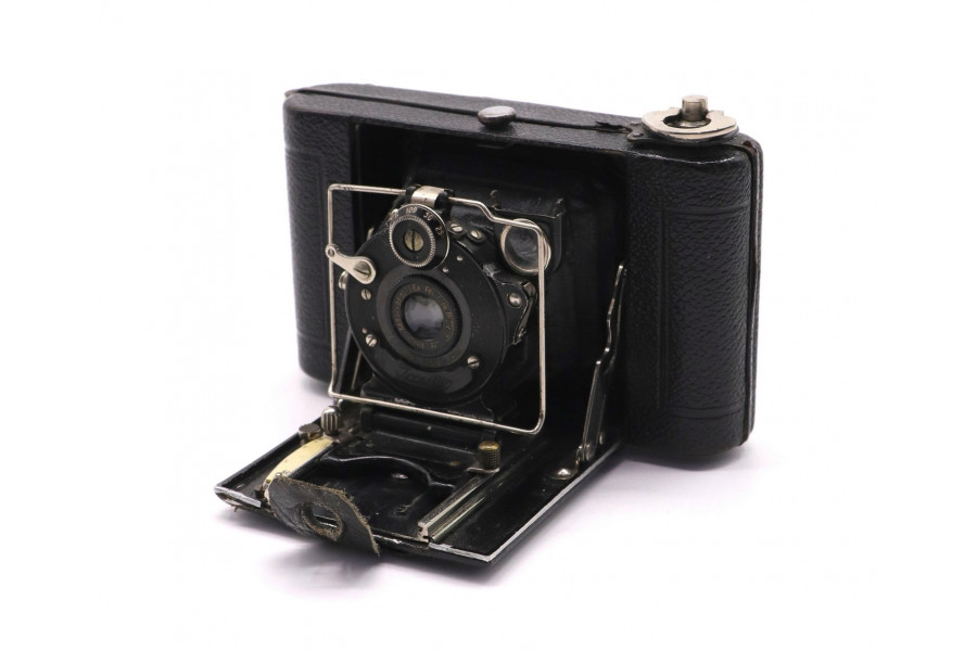 Камера Ica Icarette + Novar-Anastigmat 6.8/7.5cm