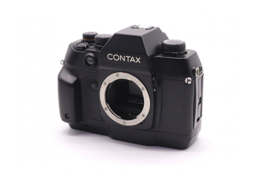 Плёночная зеркальная камера Contax AX body