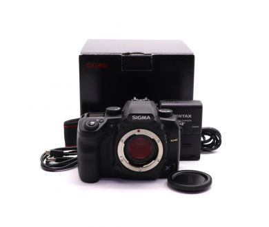 Зеркальная камера Sigma SD15 body в упаковке