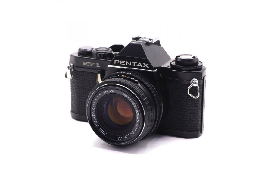 Камера плёночная Pentax MV1 + SMC Pentax-M 50mm f/1.7