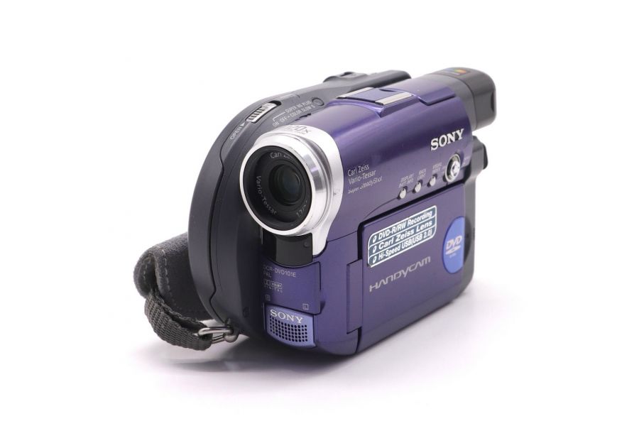 Видеокамера цифровая Sony DCR-DVD101E