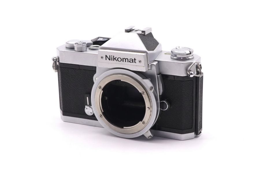 Плёночный зеркальный Nikon Nikomat FT2 body