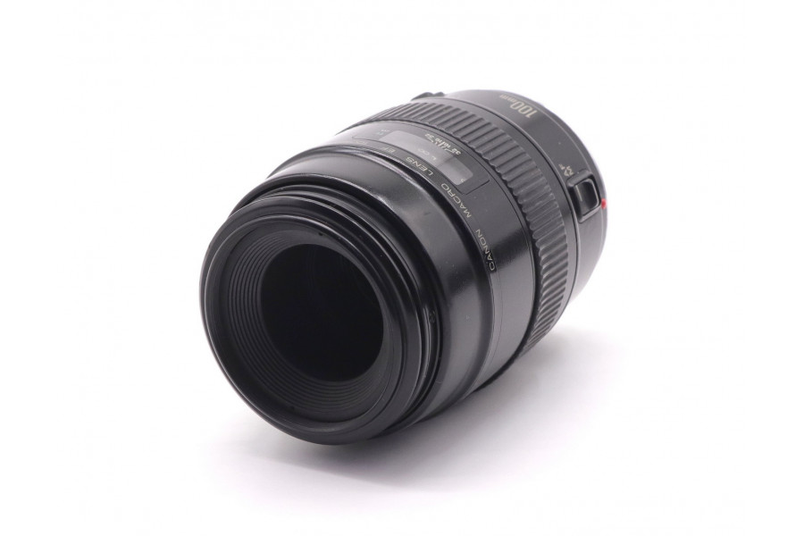 Макрообъектив Canon EF 100mm f/2.8 Macro