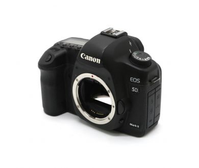 Canon EOS 5D Mark II body (пробег 110080 кадров)