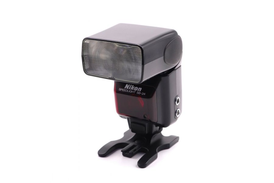 TTL Фотовспышка Nikon Speedlight SB-24