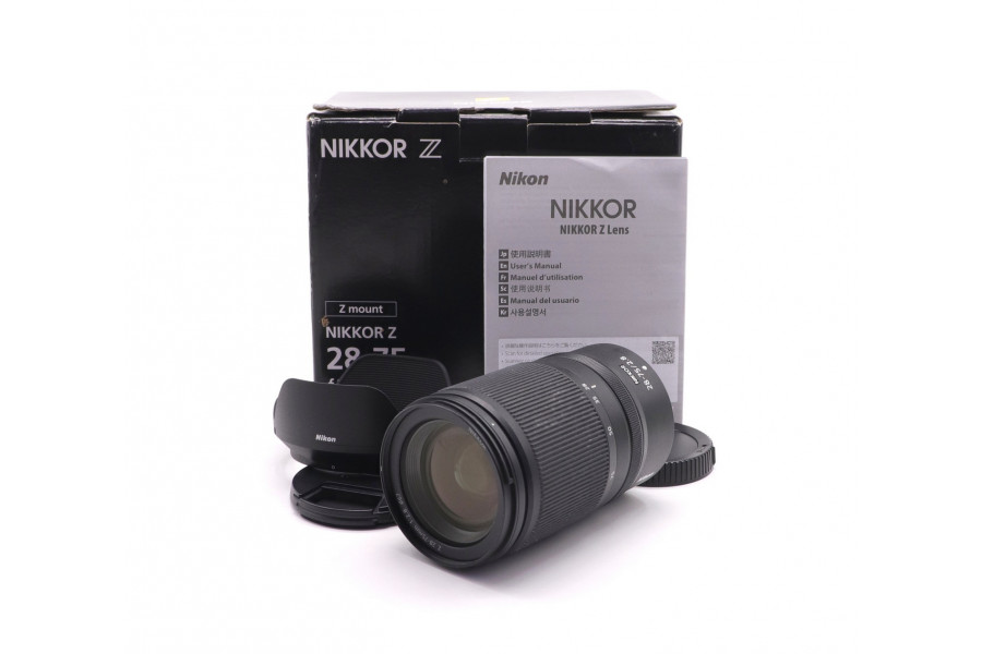 Объектив Nikon 28-75mm f/2.8 Nikkor Z в упаковке