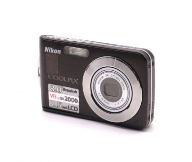 Компактный цифровой фотоаппарат Nikon Coolpix S210