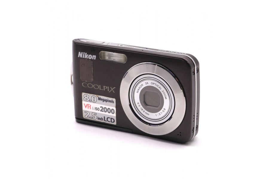 Компактный цифровой фотоаппарат Nikon Coolpix S210
