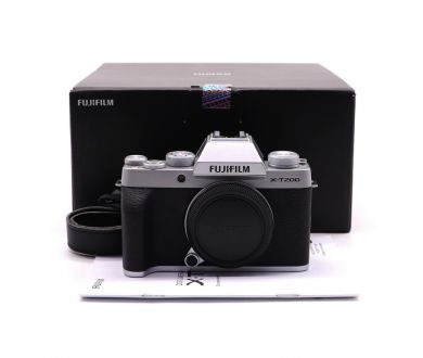 Фотокамера Fujifilm X-T200 body в упаковке