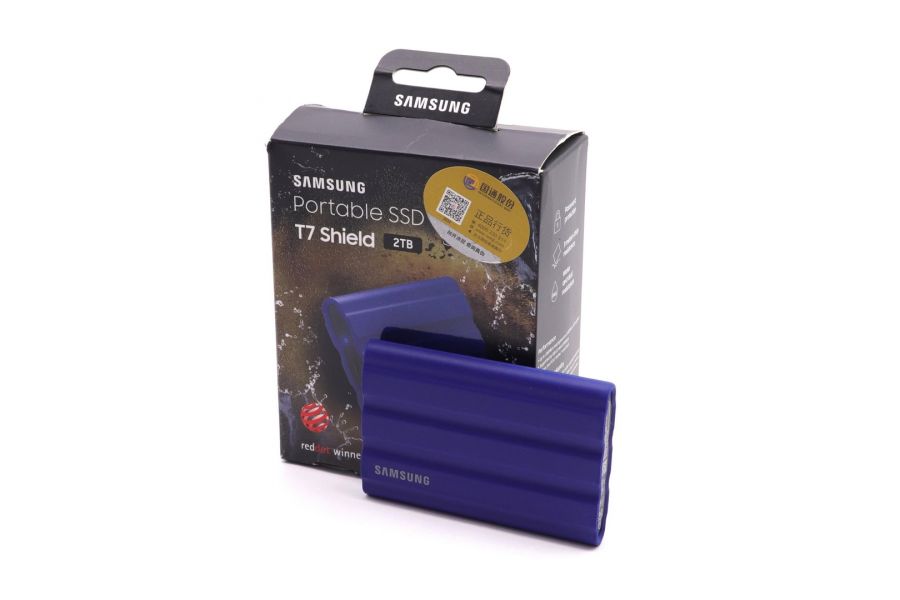 Внешний SSD диск Samsung T7 Shield 2Tb в упаковке
