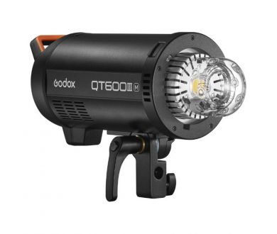 Студийная вспышка Godox QT 600IIIM в упаковке