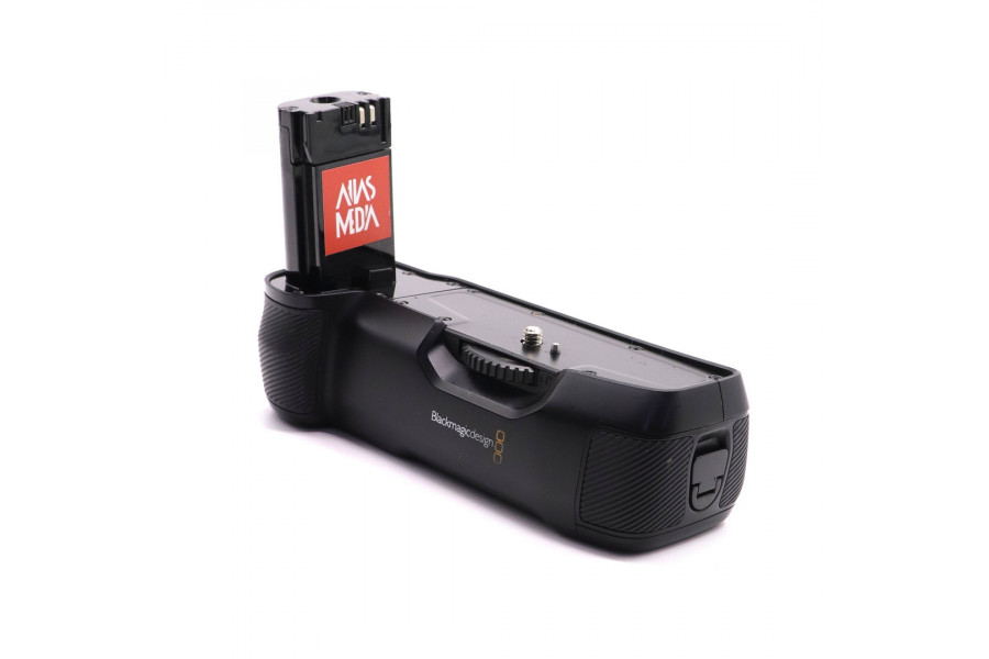 Батарейная ручка Blackmagic Pocket Camera Battery Grip для операторов