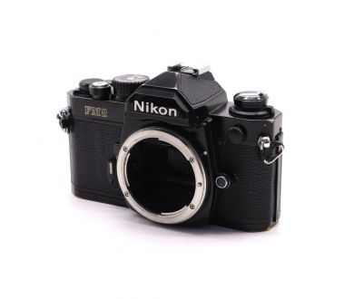 Полупрофессиональная камера Nikon FM2n