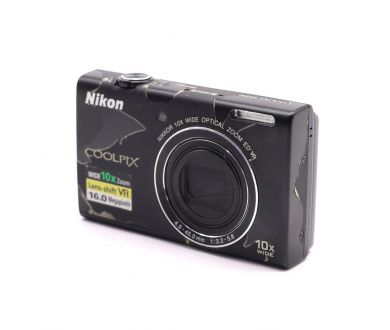 Компактный фотоаппарат Nikon Coolpix S6200