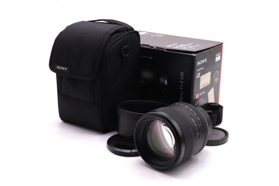 Объектив Sony FE 85mm f/1.4 GM (SEL85F14GM) в упаковке