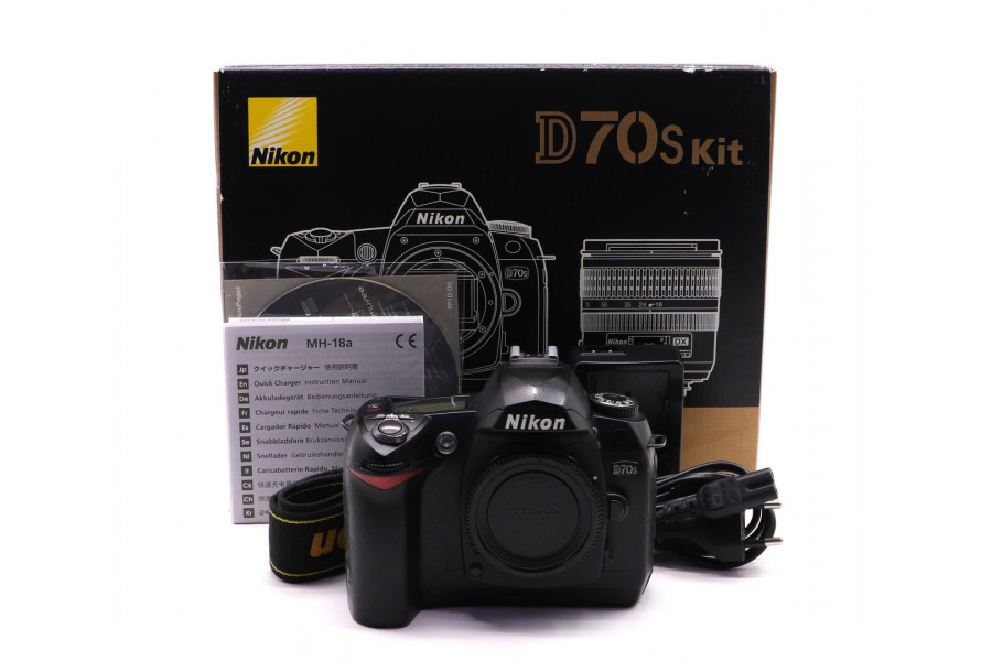 Nikon D70s body в упаковке (пробег 13720 кадров)
