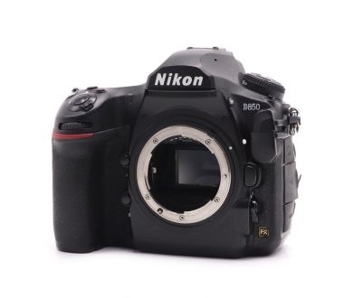 Камера Nikon D850 body (пробег 49675 кадров)